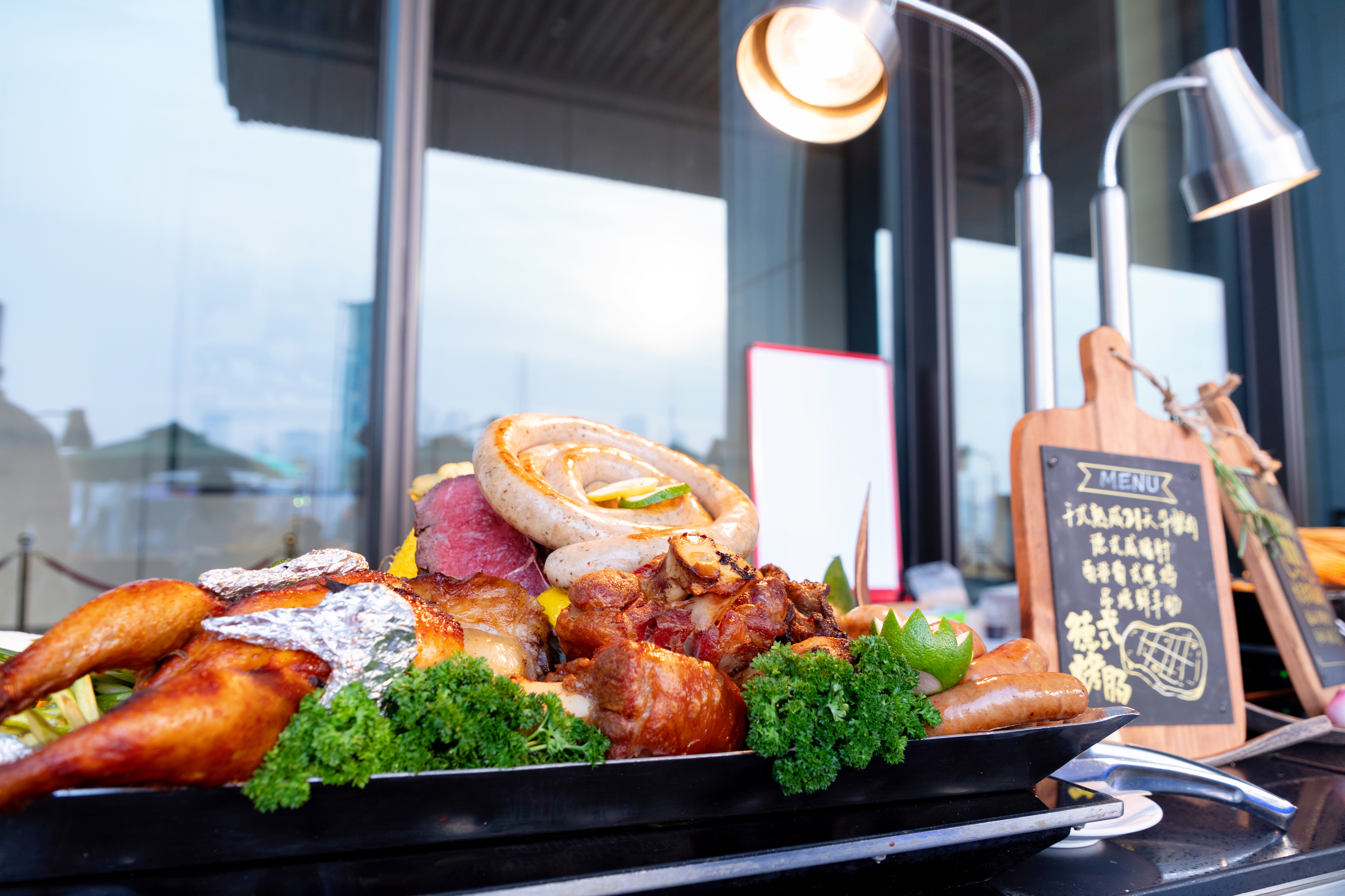 山海吧·户外美食餐厅 image